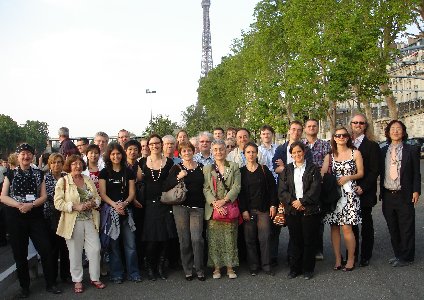 11Symposium Dinnera.jpg (44739 bytes)
