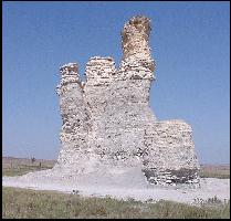 CASTLE1A.jpg (10344 bytes)